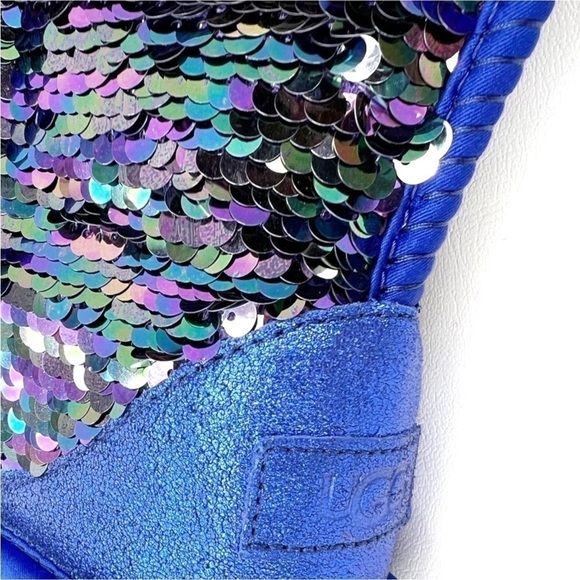 Ugg Classic Short Boots Sequin Womens Size 6 Blue Silver Mermaid Sparkle New NWT - Picture 11 of 15